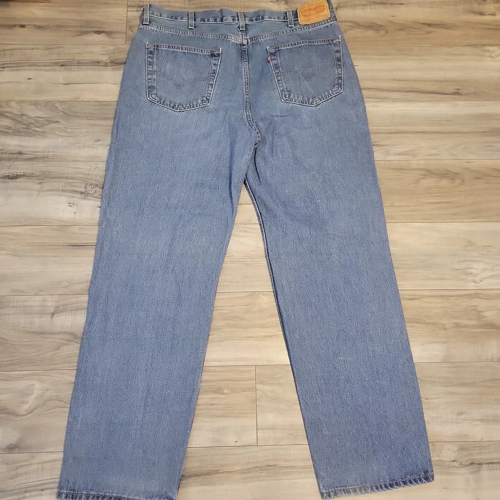 Levis levi 550